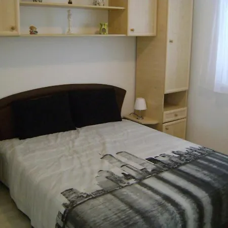 Appartamento Elizabeth Apartman *